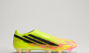 F50 Elite Too Light Laceless FG